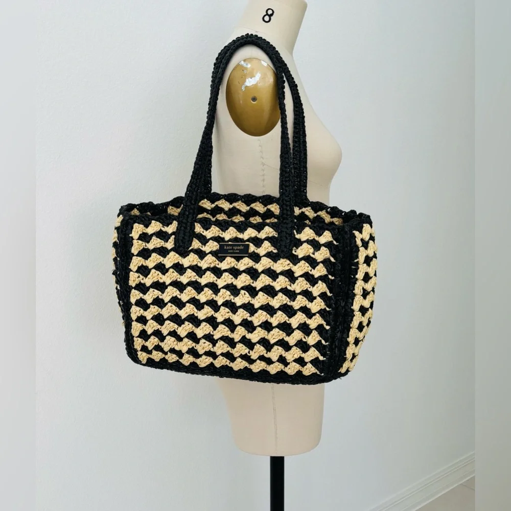 Kate Spade New York High Tide Medium Tote Bag NWOT Striped Crochet Raffia